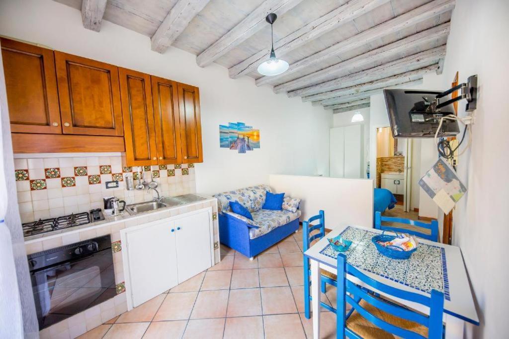 La Piazzetta Apartment เชฟาลู ภายนอก รูปภาพ