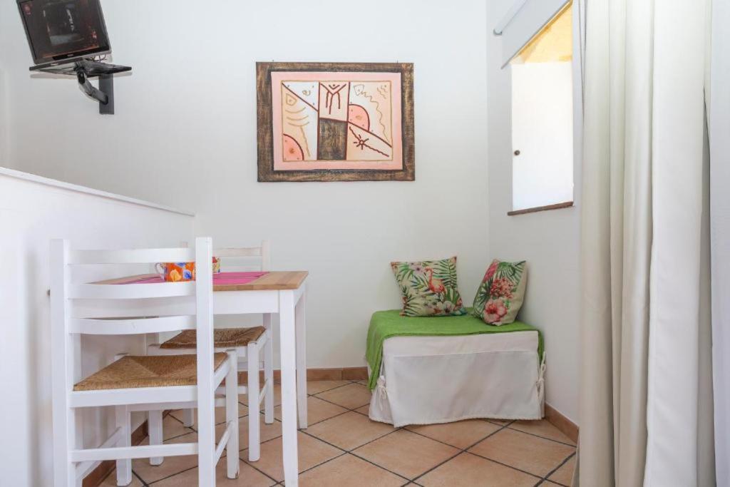 La Piazzetta Apartment เชฟาลู ภายนอก รูปภาพ