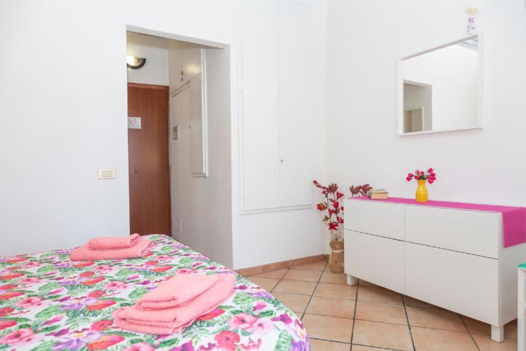 La Piazzetta Apartment เชฟาลู ภายนอก รูปภาพ