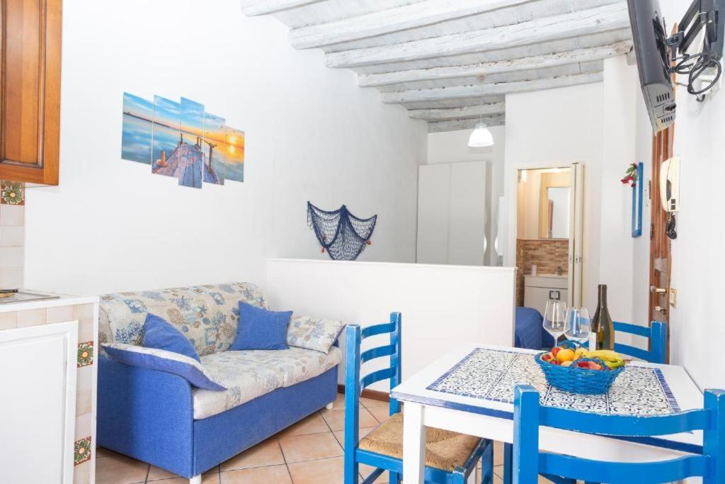 La Piazzetta Apartment เชฟาลู ภายนอก รูปภาพ