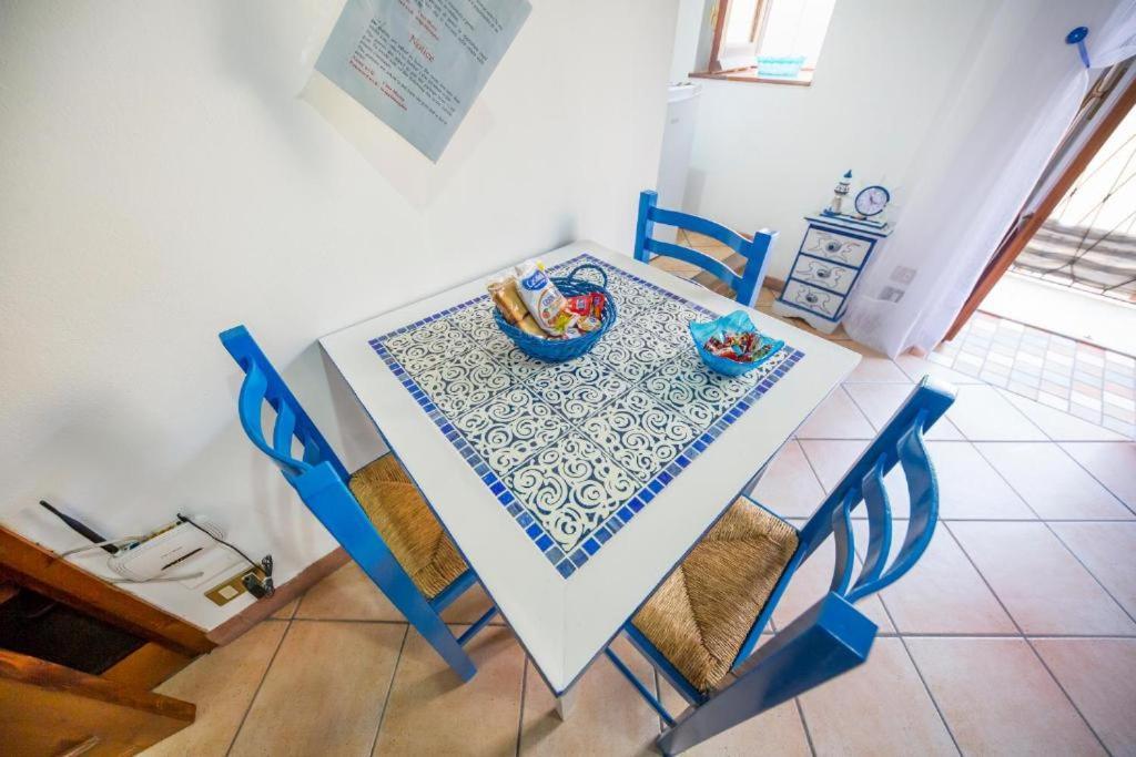 La Piazzetta Apartment เชฟาลู ภายนอก รูปภาพ